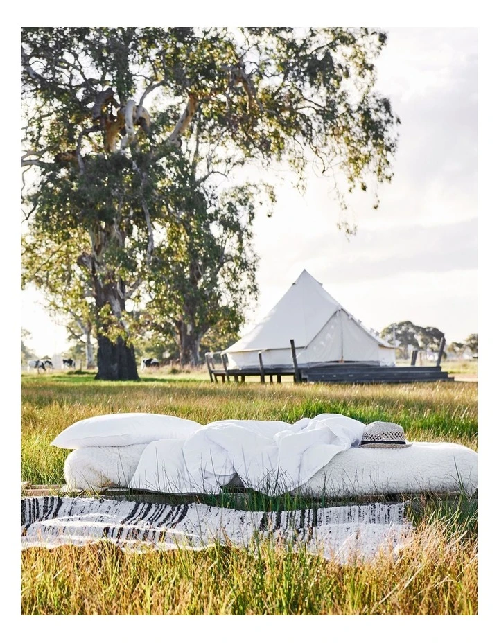 Deals ⭐ MiniJumbuk LA LA LAMB Cot Quilt ⭐ 2 Deals ⭐ MiniJumbuk LA LA LAMB Cot Quilt ⭐ - Image 2