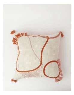 Budget ⌛ Vue Sundance Woven Tufted Cushion with Tassles in Terracotta 🔔