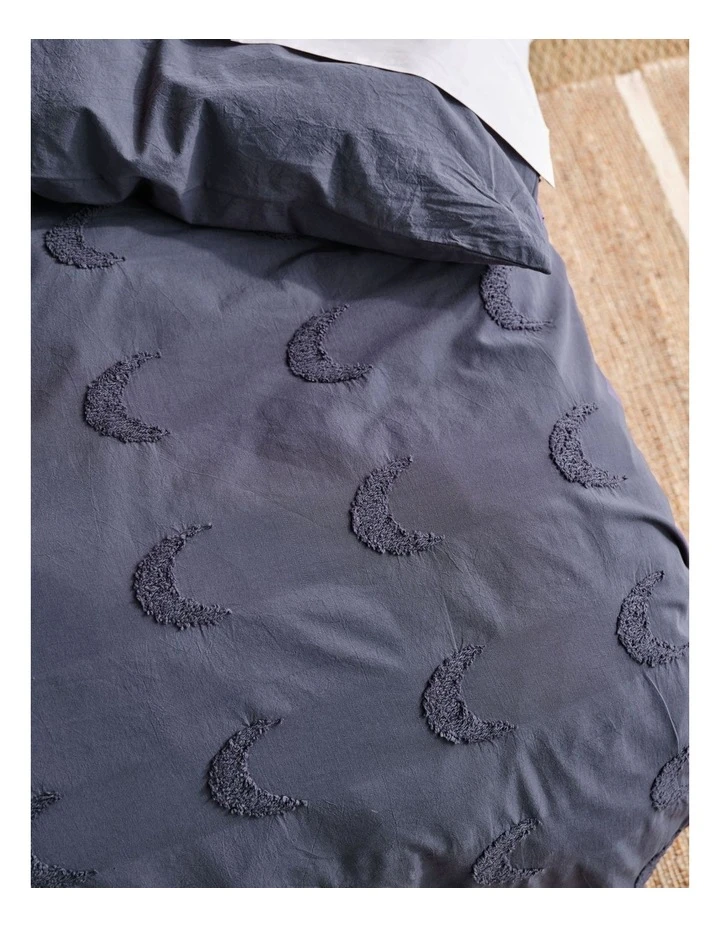 Outlet 🤩 Linen House Kids Moon Gaze Quilt Cover Set in Navy ⭐ 2 Outlet 🤩 Linen House Kids Moon Gaze Quilt Cover Set in Navy ⭐ - Image 2