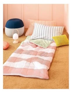 Discount 🧨 Sheridan Reversible Sleepover Quilt in Powder ❤️